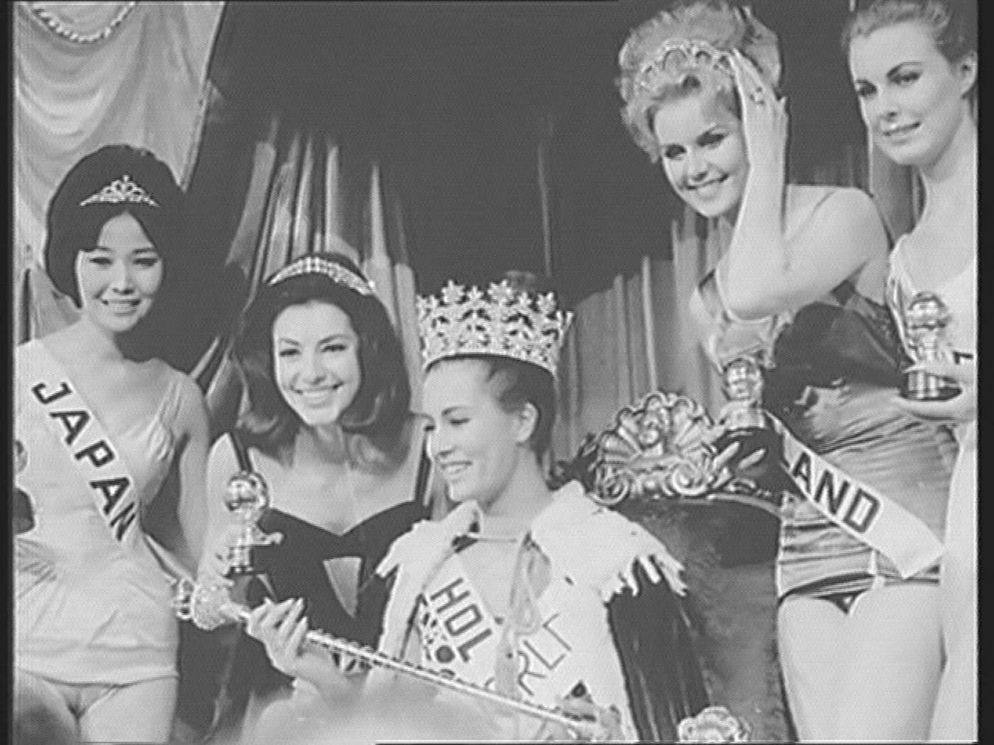 730810552 / Woman / Beauty Contest / 1962