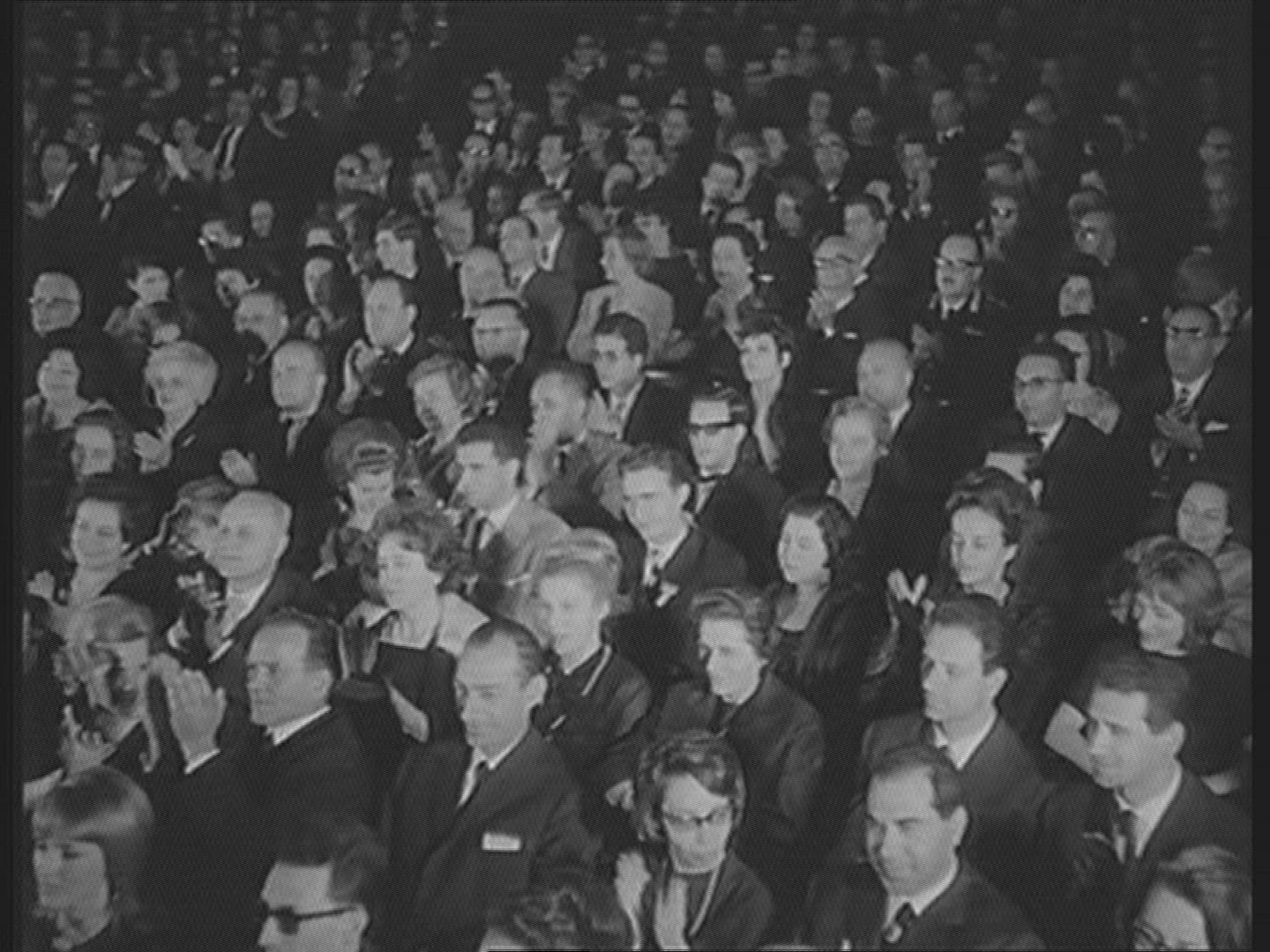 807521481 / Singer / Italy / 1963