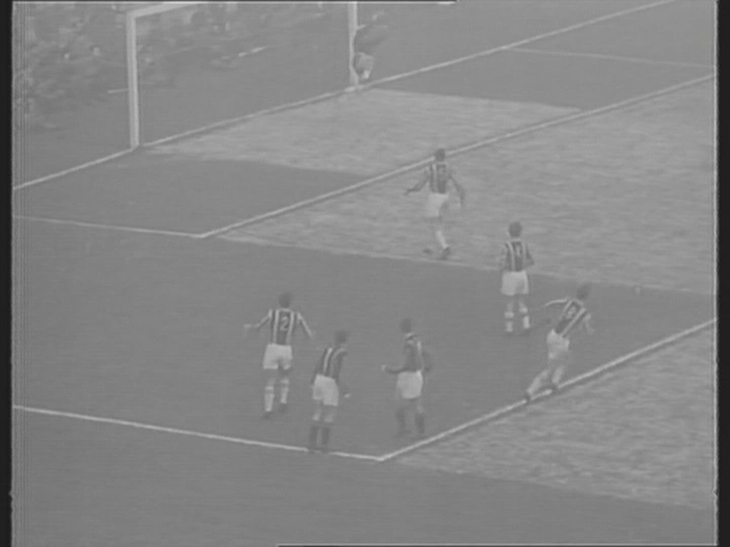 352786197 / Football Match / Serie A / Italy / 1955