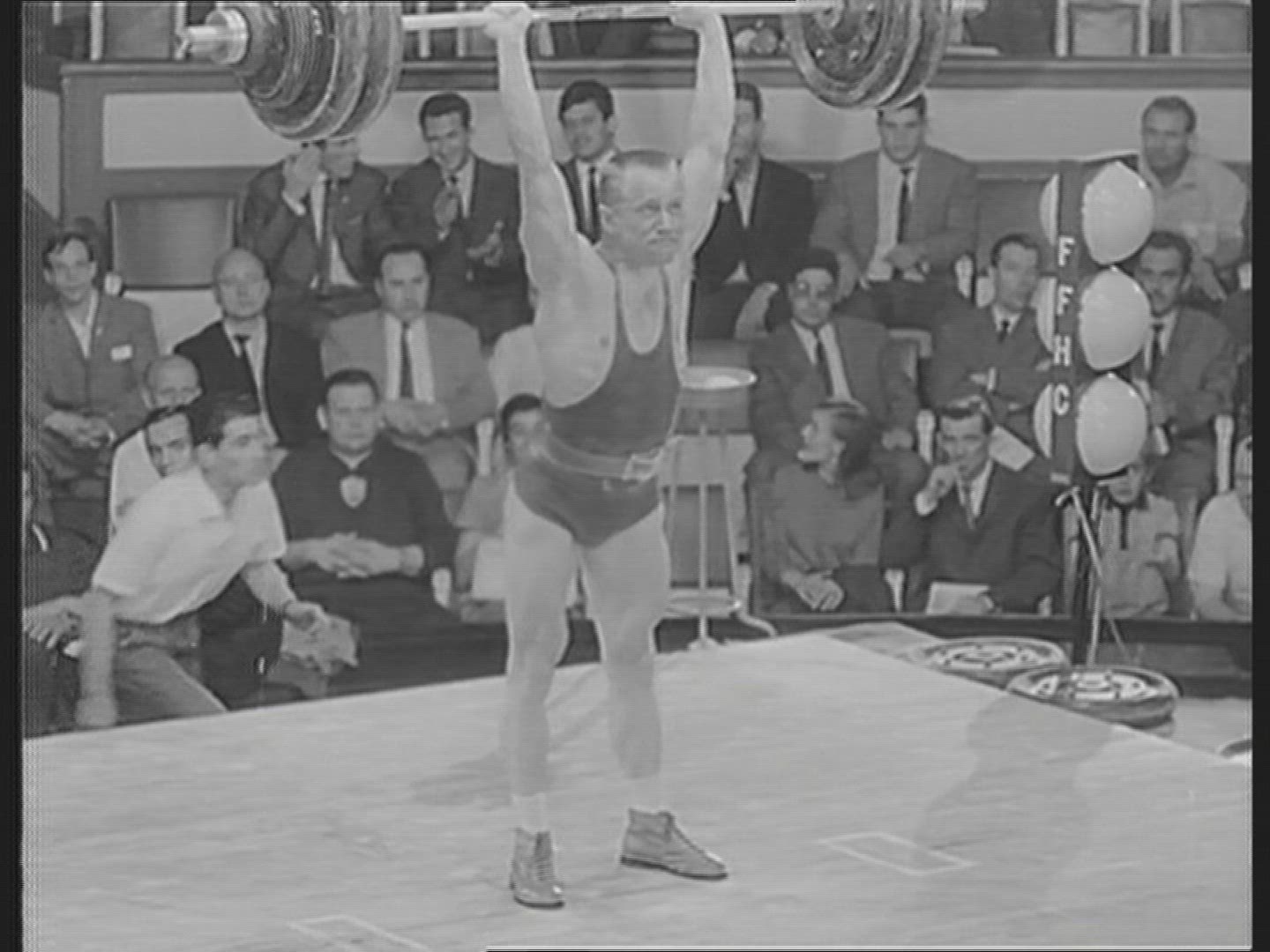761997892 / Weightlifting / Competition / Paris / France / 1964