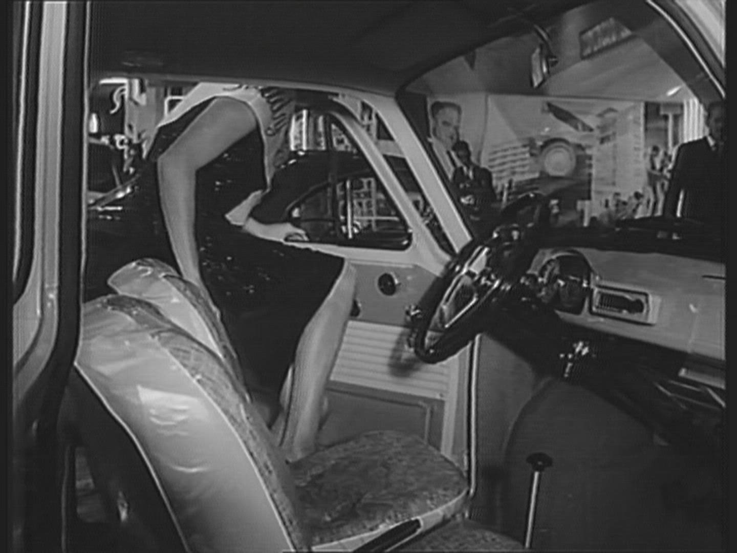 732841013 / Trade Fair / Italy / 1962