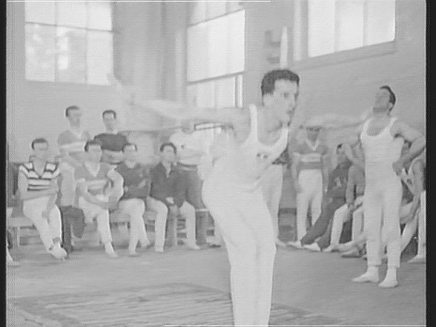 608696038 / Artistic Gymnastics / Italy / 1957