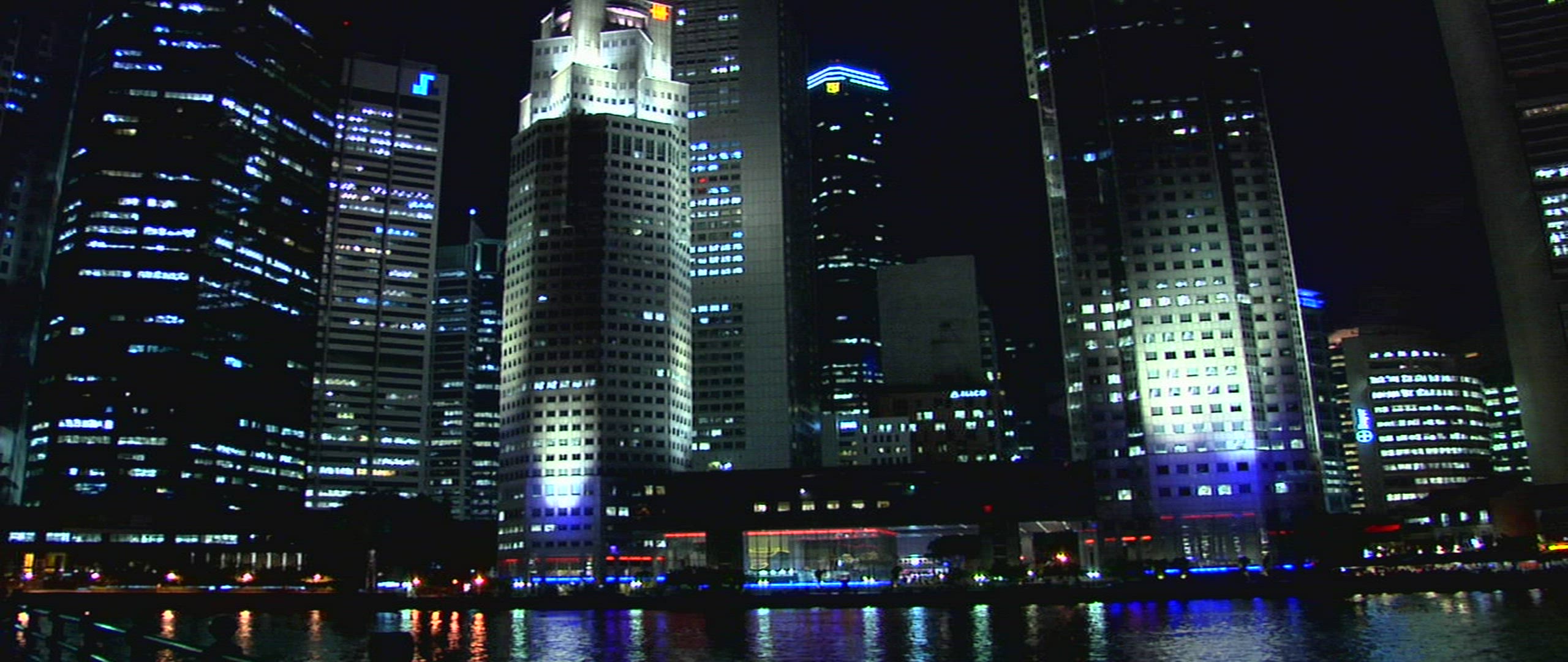 860954931 / Skyscraper / Boat Quay / Singapore