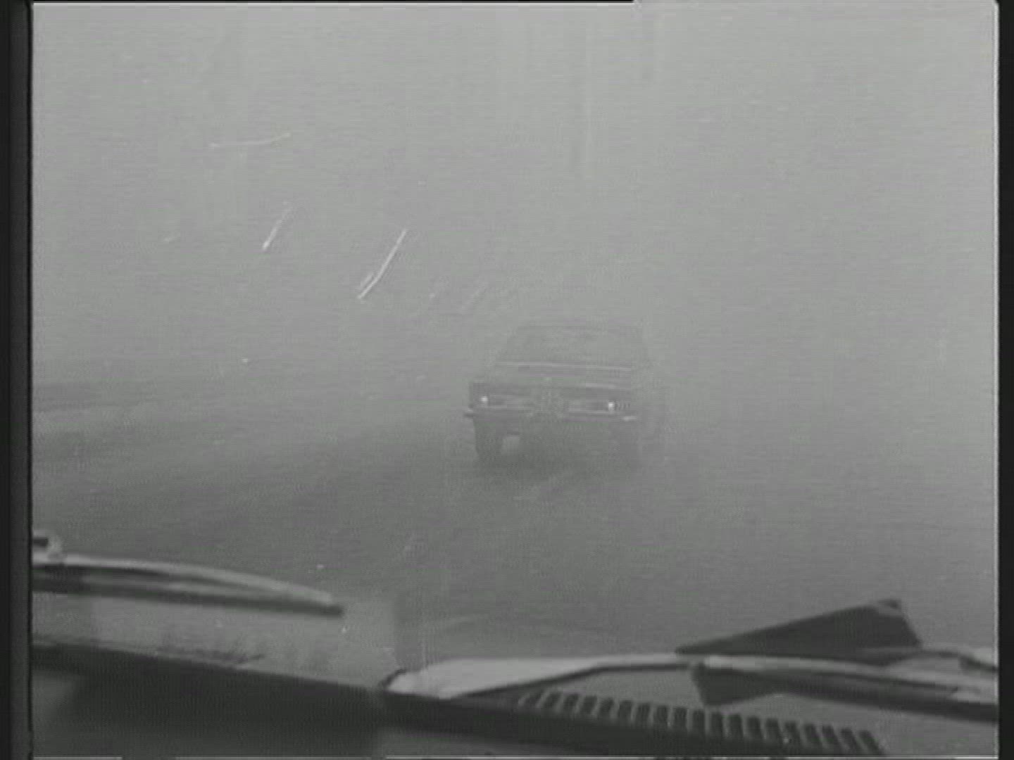 889263458 / Road Traffic / Fog / Italy / 1973