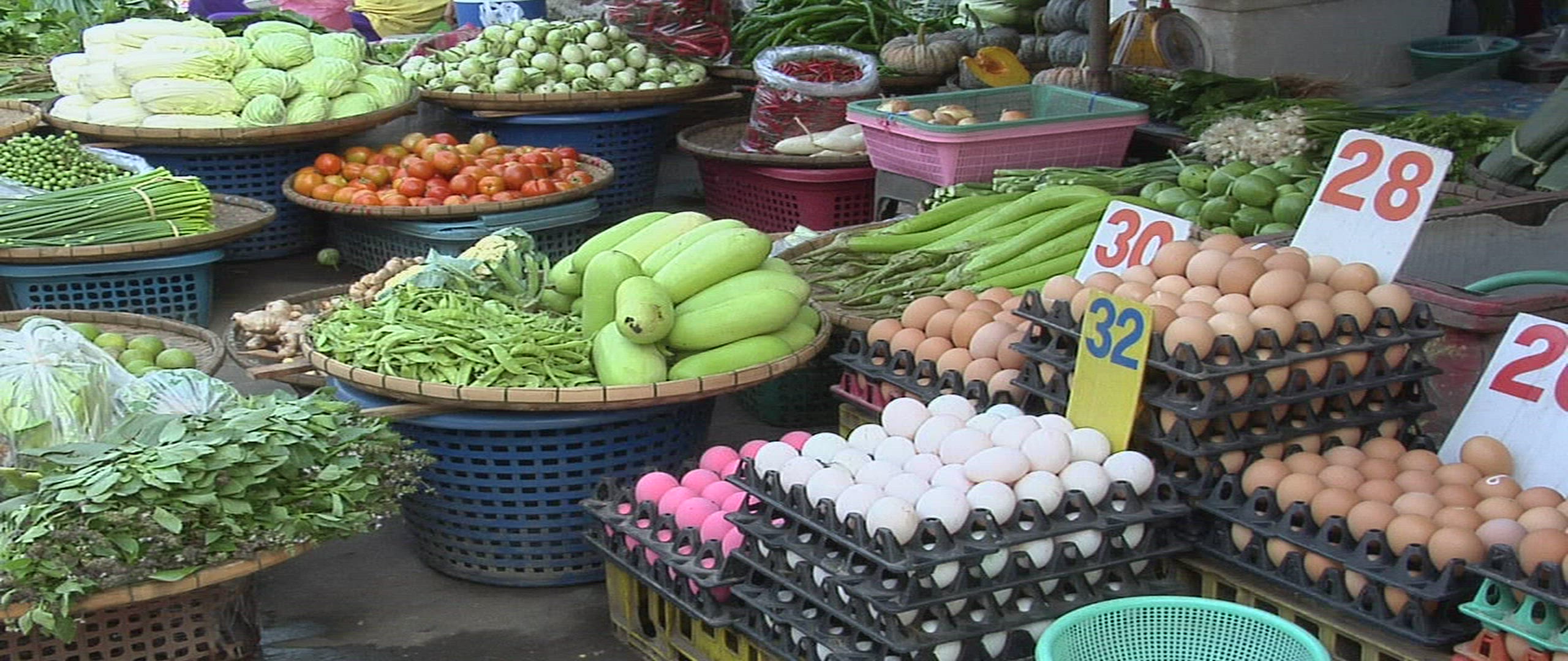 736346389 / Market Stand / Market / Thailand