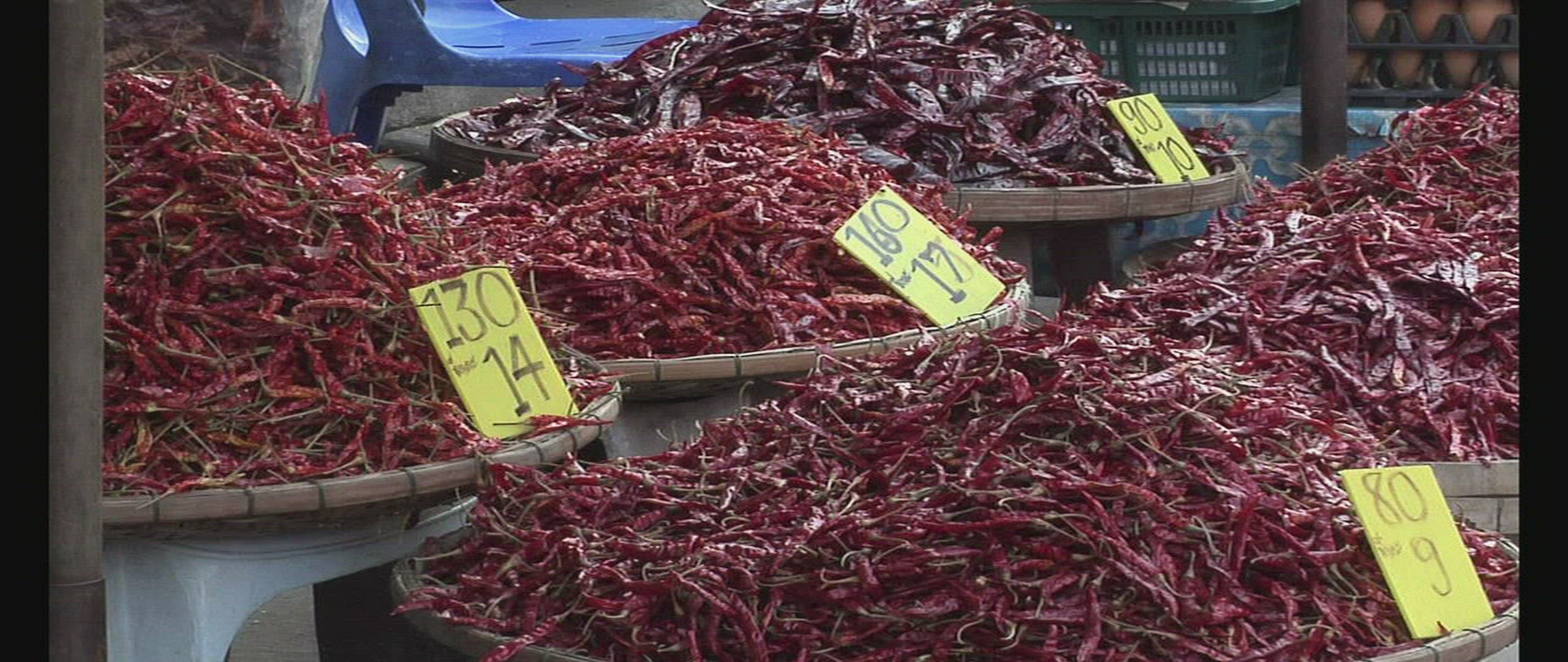 809261099 / Market Stand / Market / Thailand
