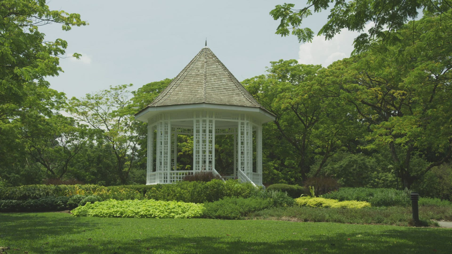 102915987 / Bandstand / Pavilion / Botanical Garden / Singapore