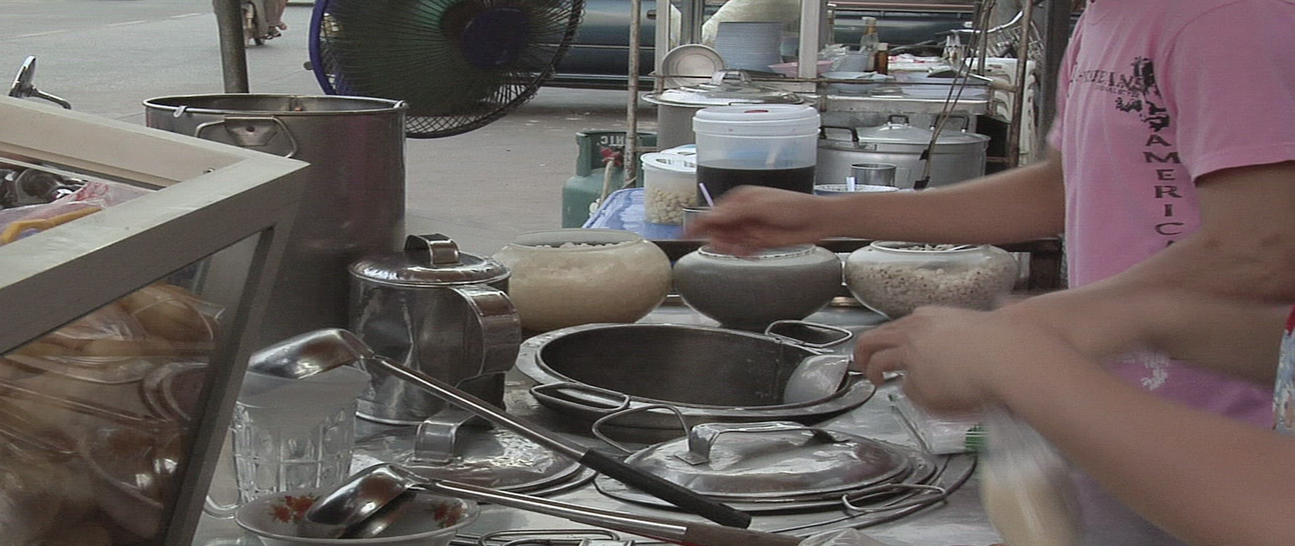 244167198 / Cookshop / New Sukhothai / Thailand