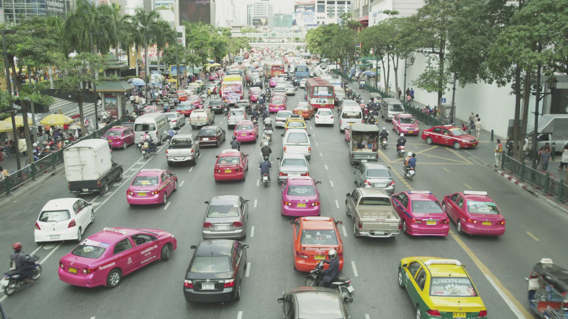 515161627 / People / Traffic Jam / Bangkok
