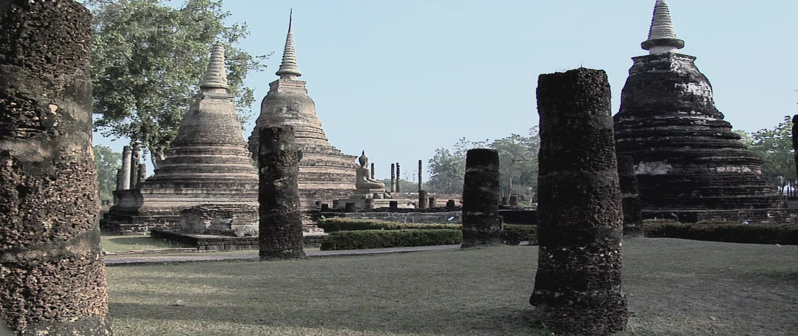 998778914 / Wat Mahathat / Sukhothai Historical Park / Thailand