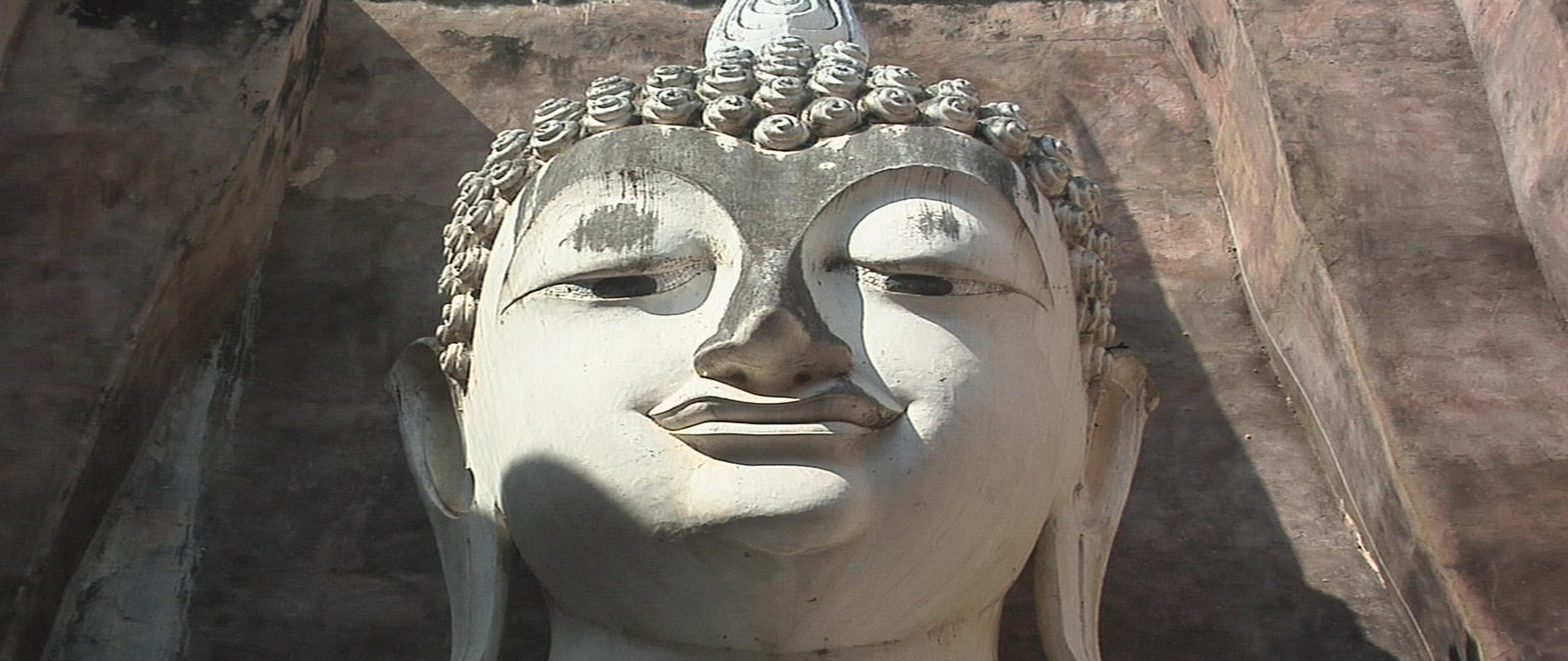 956323897 / Wat Si Chum / Sukhothai Historical Park / Thailand