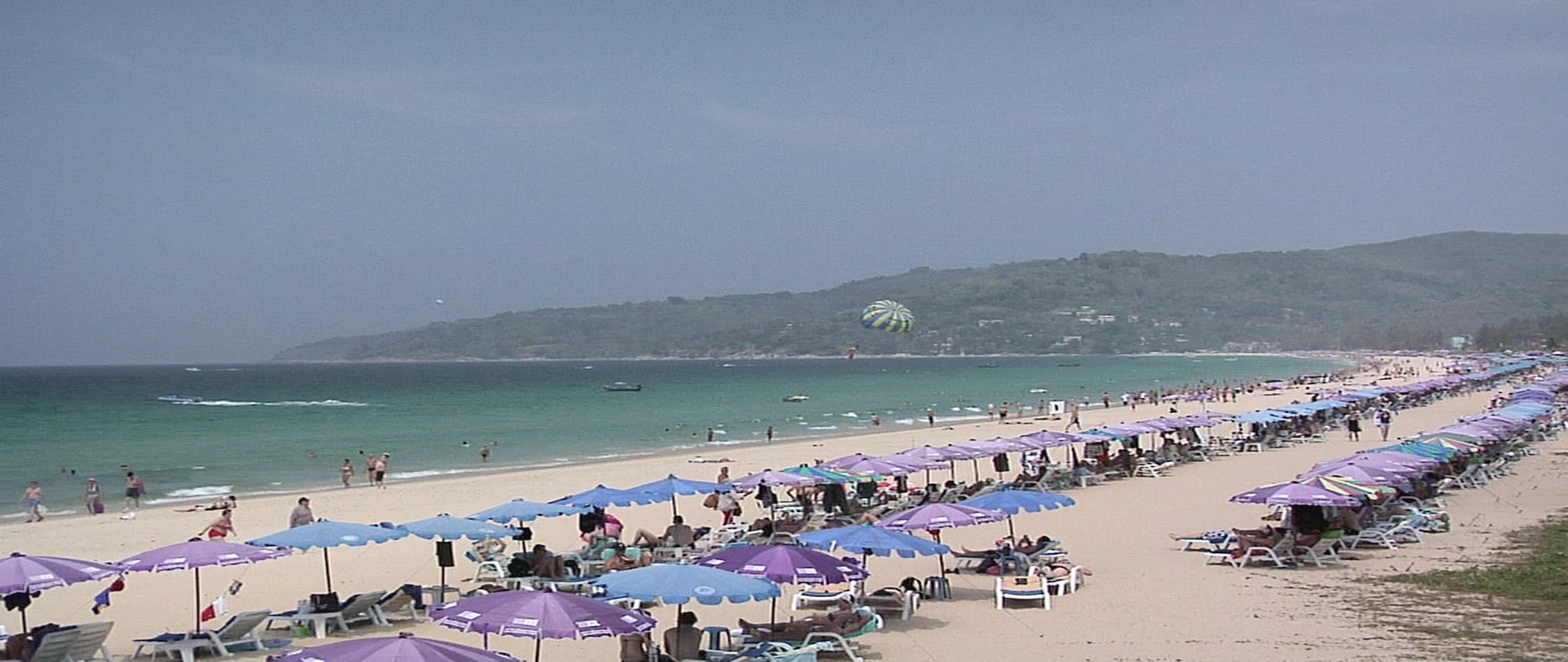 942903745 / Sunshade / Seascape / Phuket / Thailand
