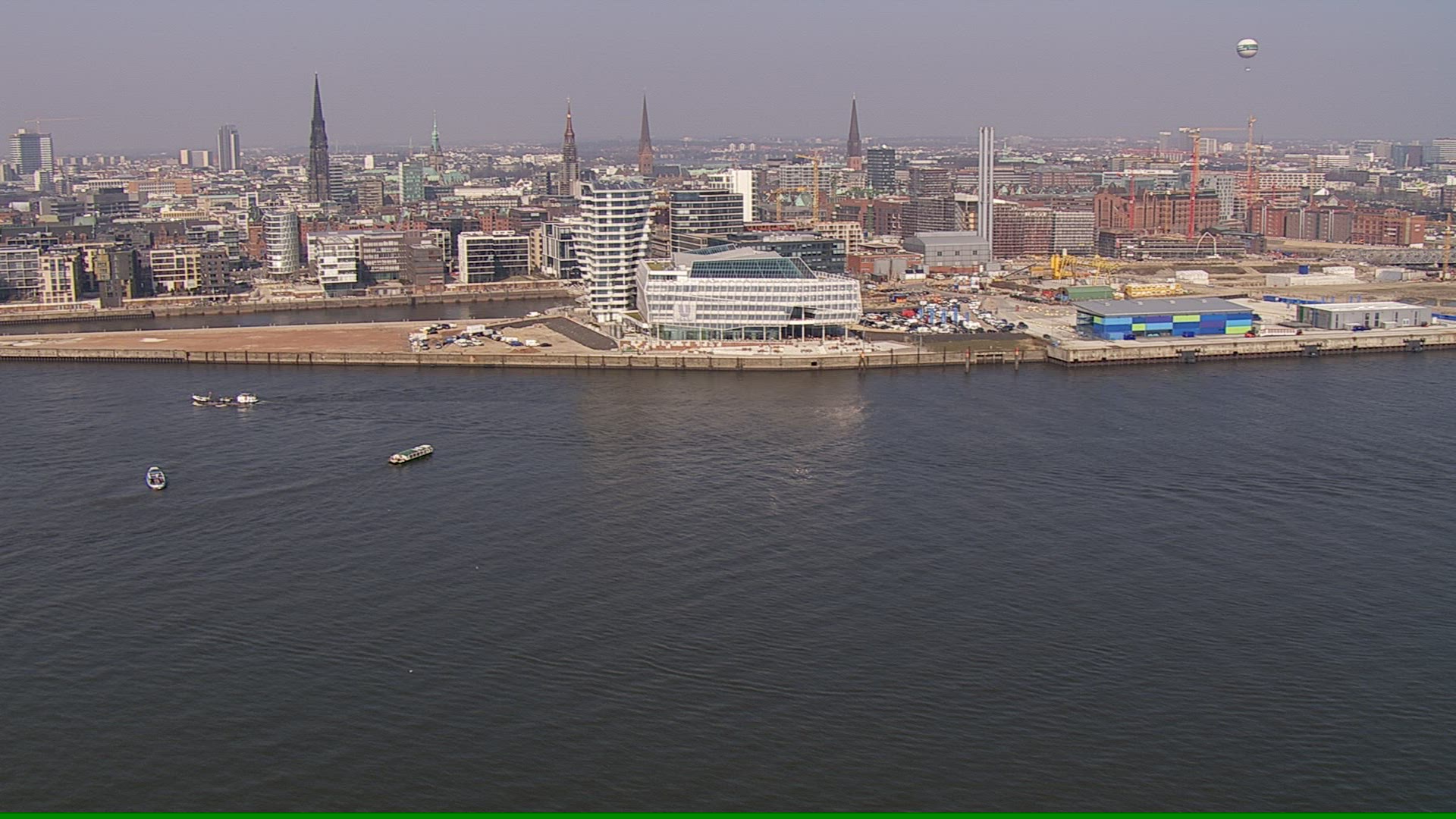 946631563 / Marco Polo Tower / Hamburg / Germany