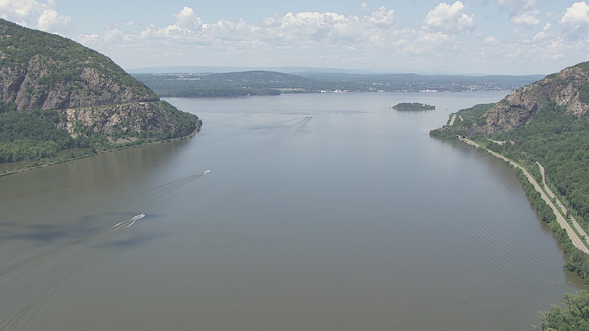 672849930 / Hudson River / New York State / USA / Aerial