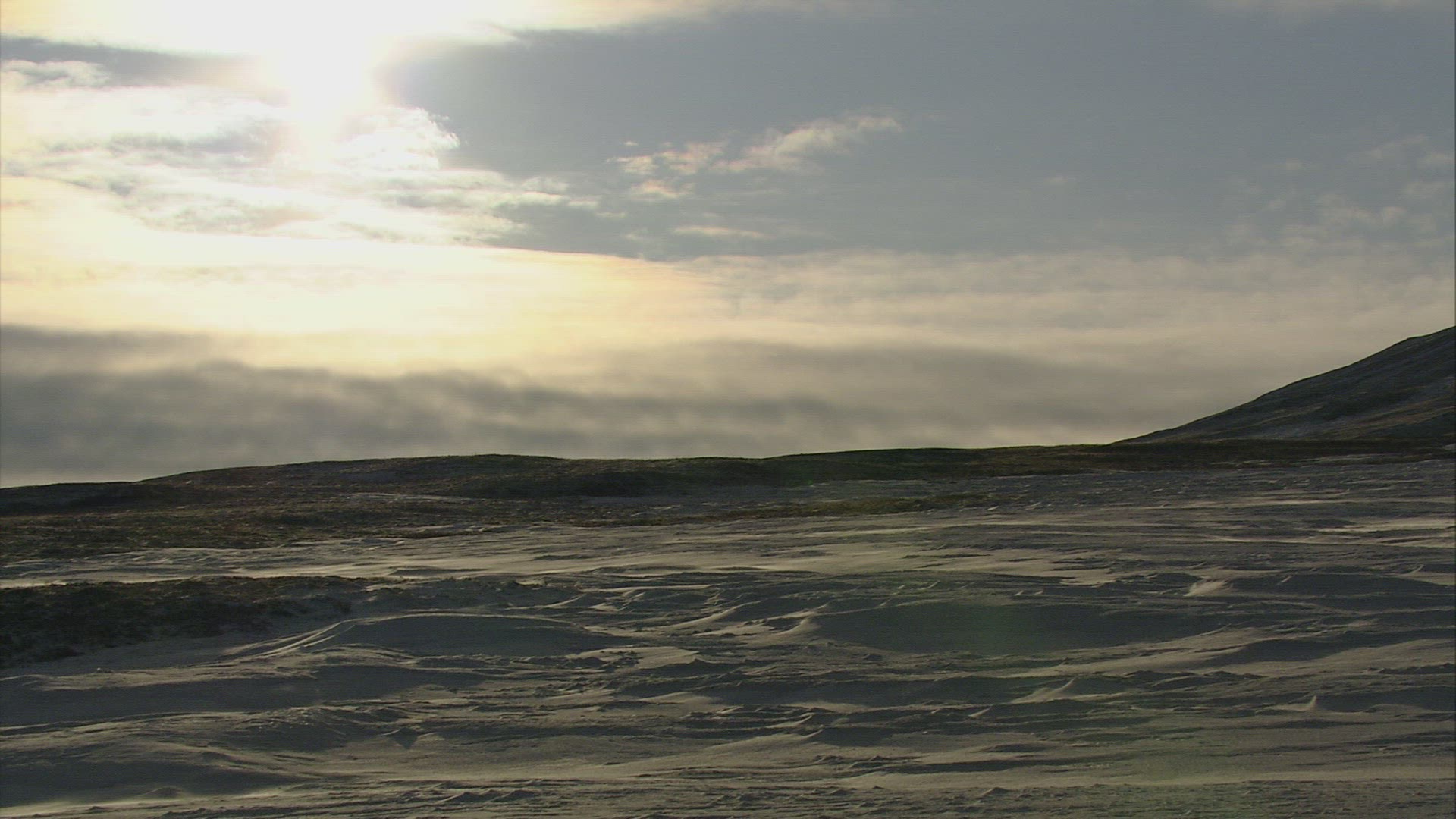 617546505 / Snowscape / Atmospheric / Arctic