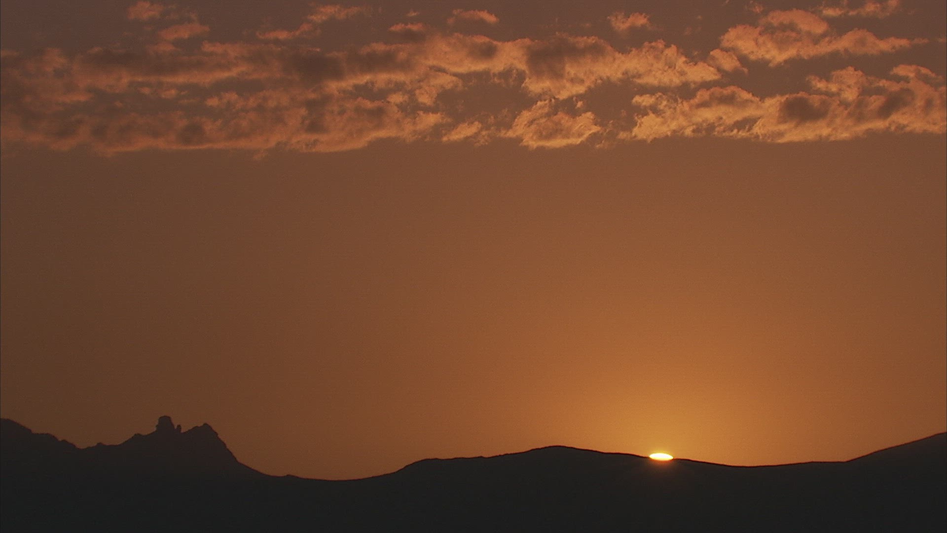 579262983 / Sunset / Caucasus