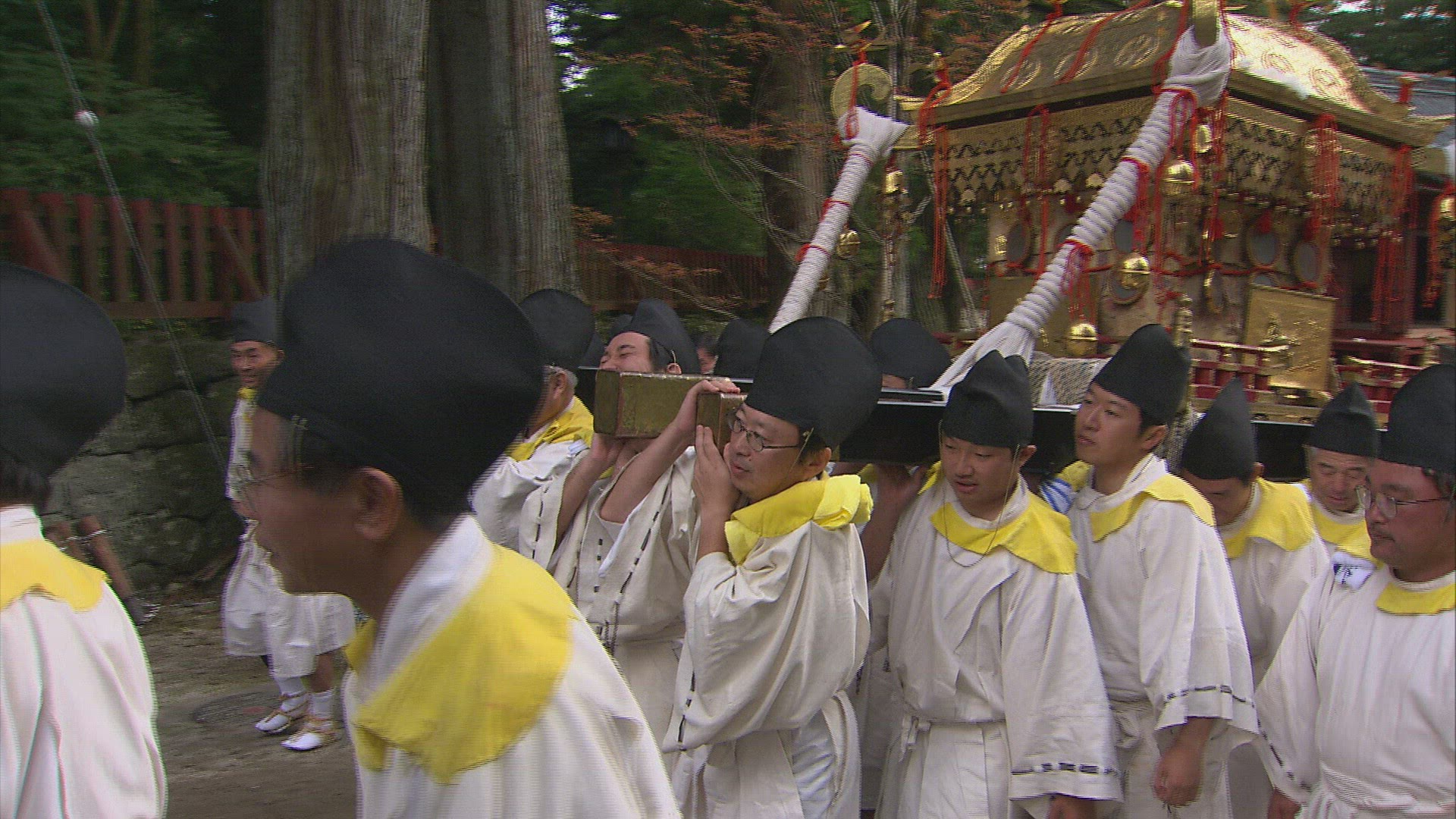 329427239 / Procession / Nikko Tosho-gu / Honshu / Japan