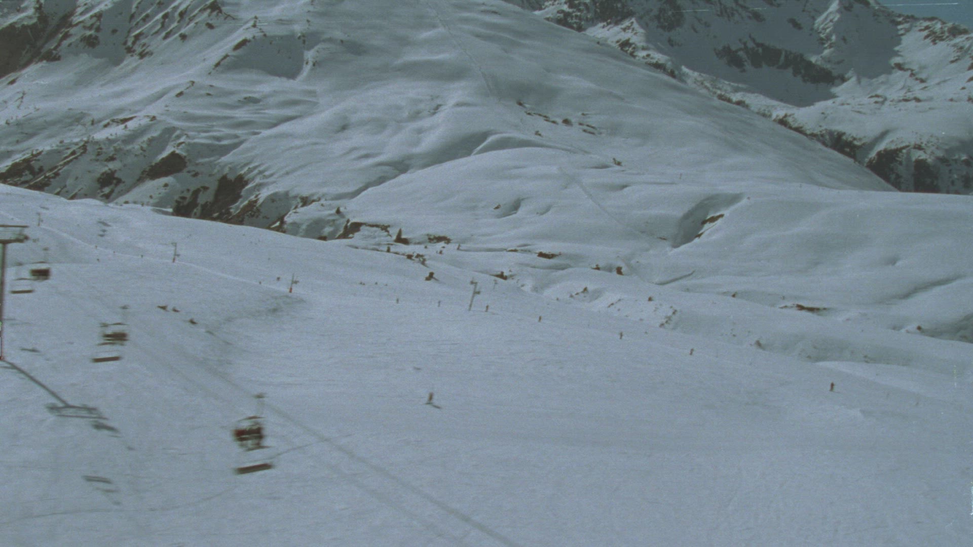 959180945 / Freestyle / Skiing Region / Skiing