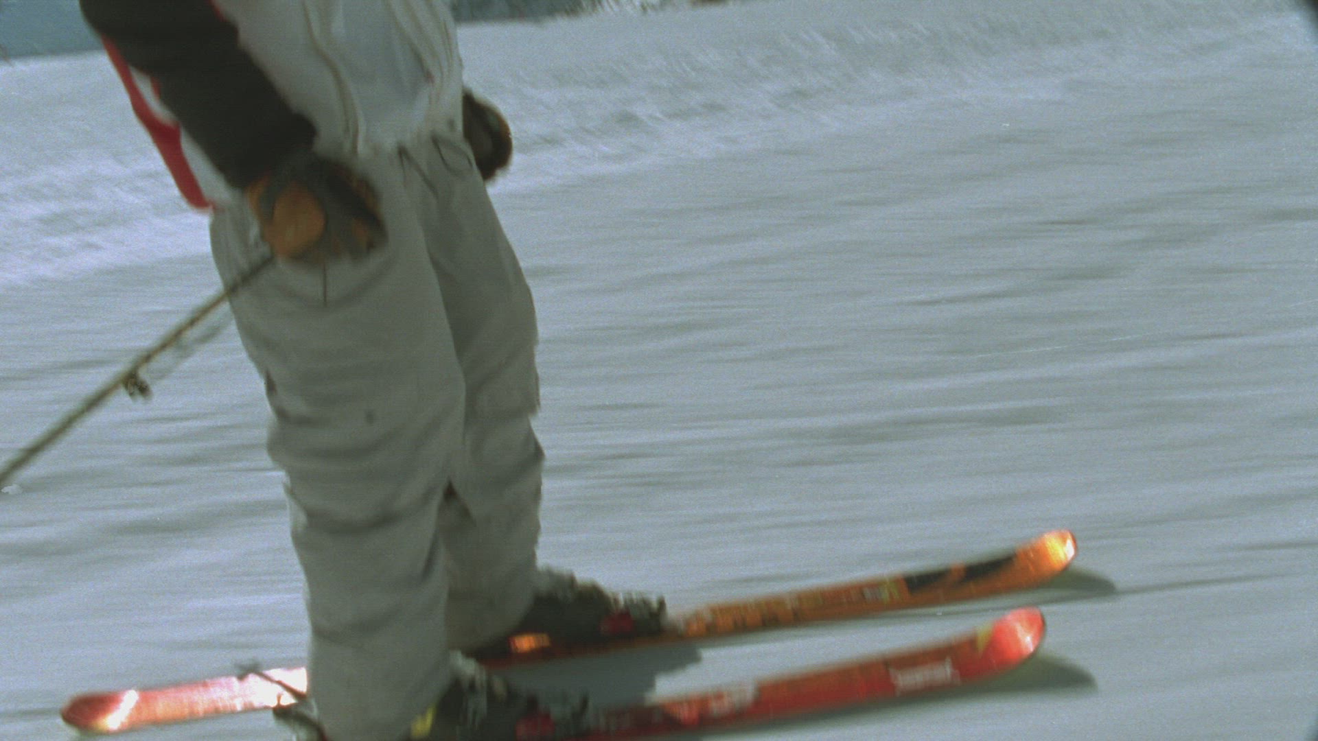 660181645 / Freestyle / Skiing Region / Skiing