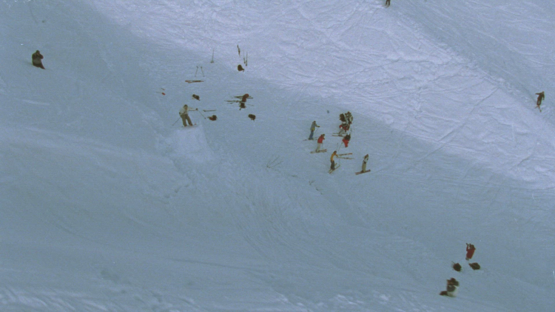 318083857 / Freestyle / Skiing Region / Skiing