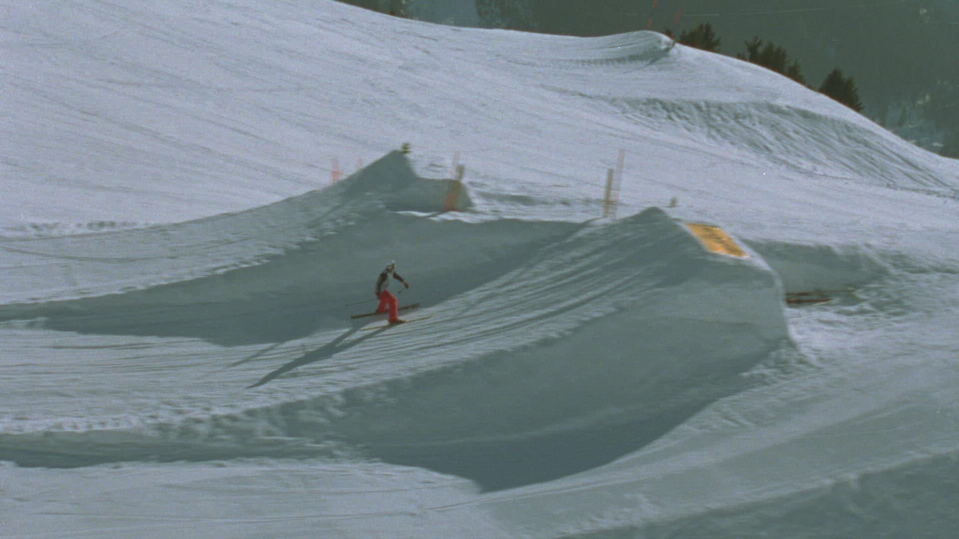 644886607 / Freestyle / Skiing Region / Skiing