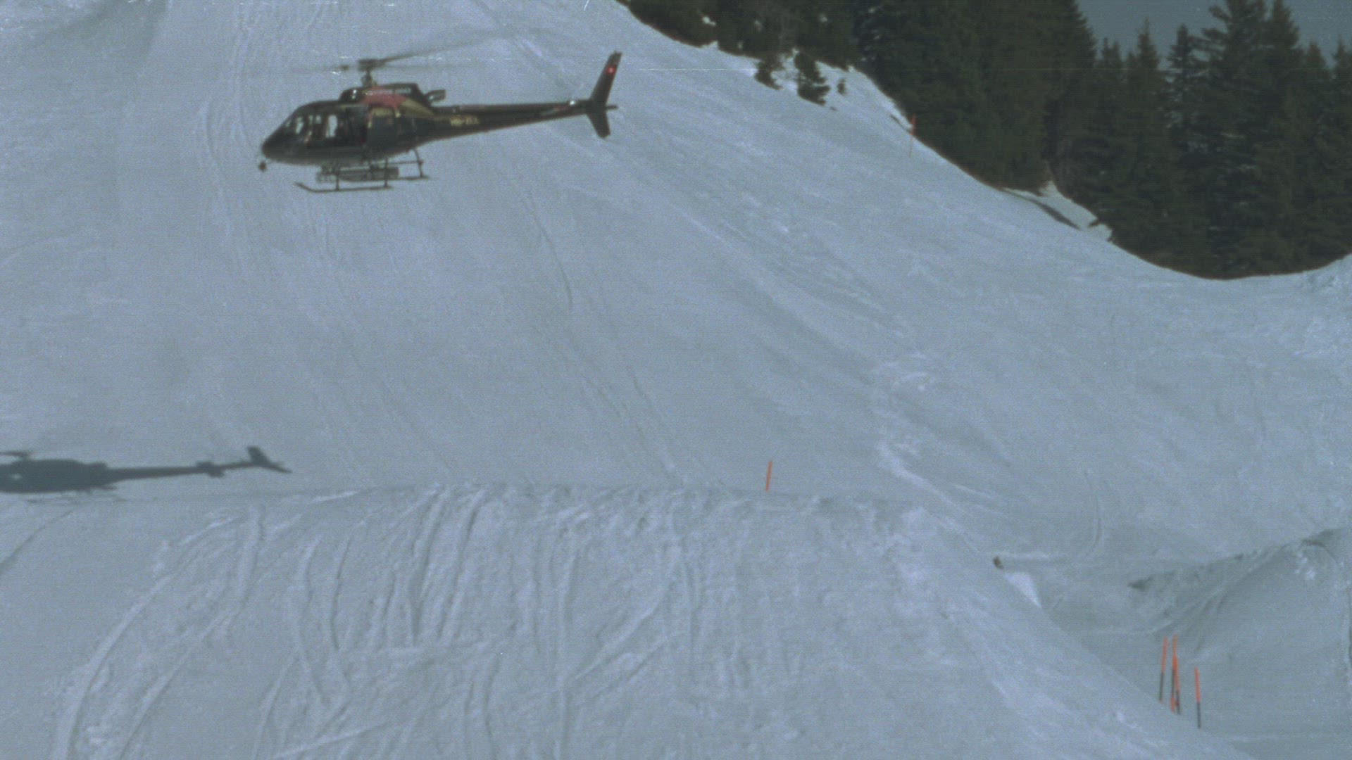 189261565 / Freestyle / Skiing Region / Skiing