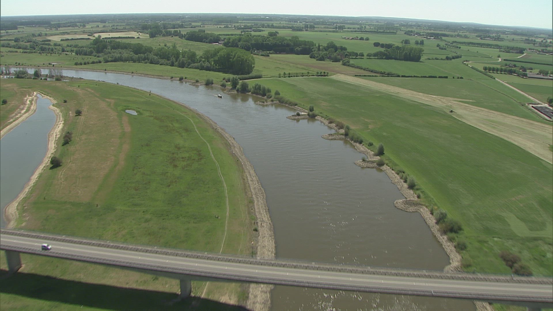 386580974 / IJssel / River / Netherlands