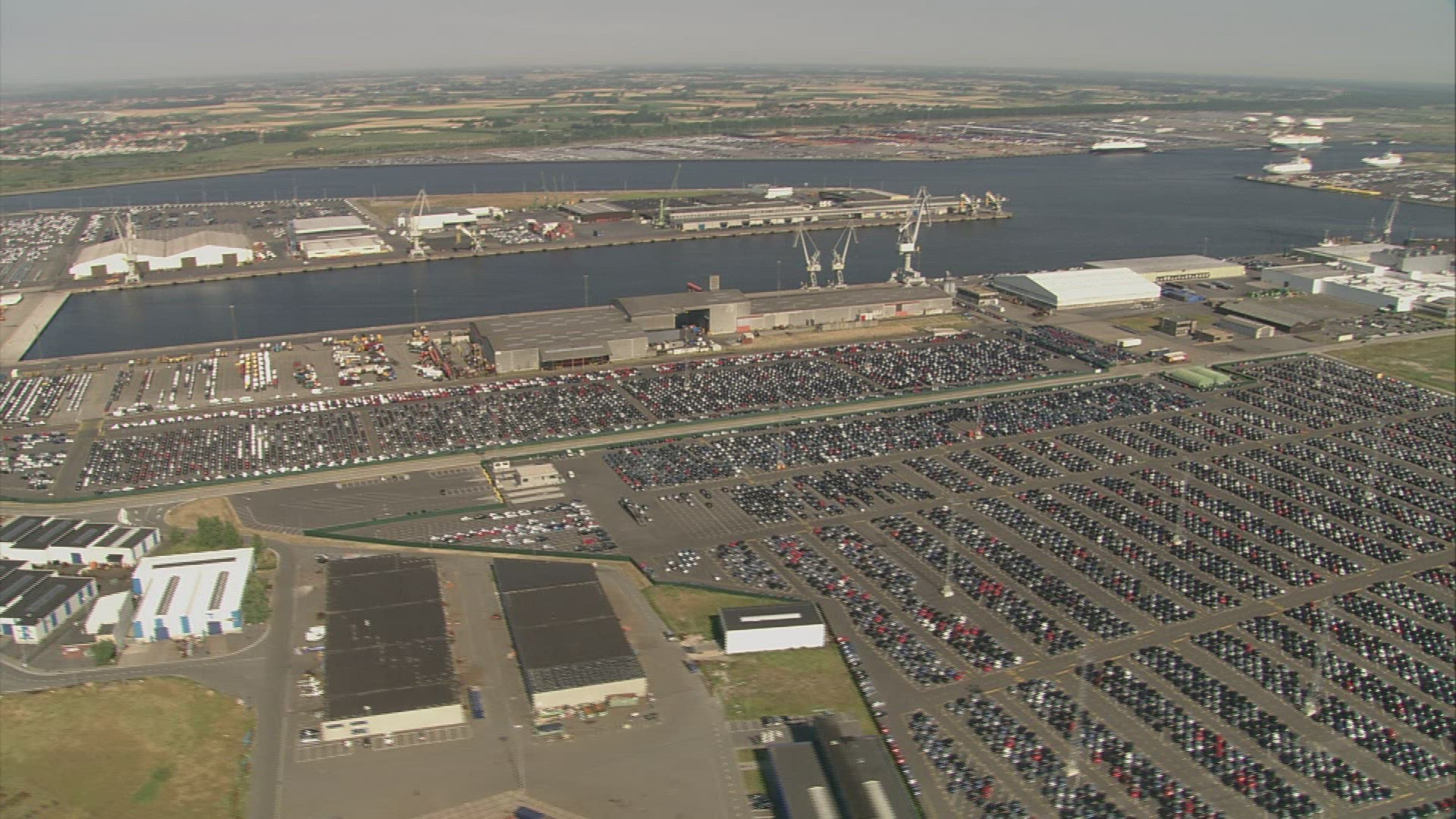 348208592 / Harbor / Zeebrugge / Belgium / Aerial