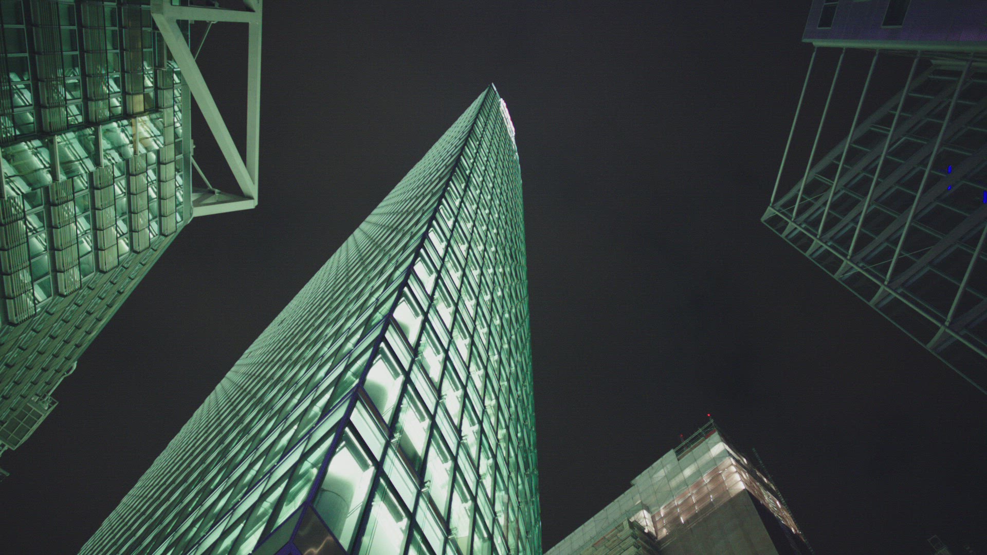 117871284 / German Railway Company Tower / Night / Berlin