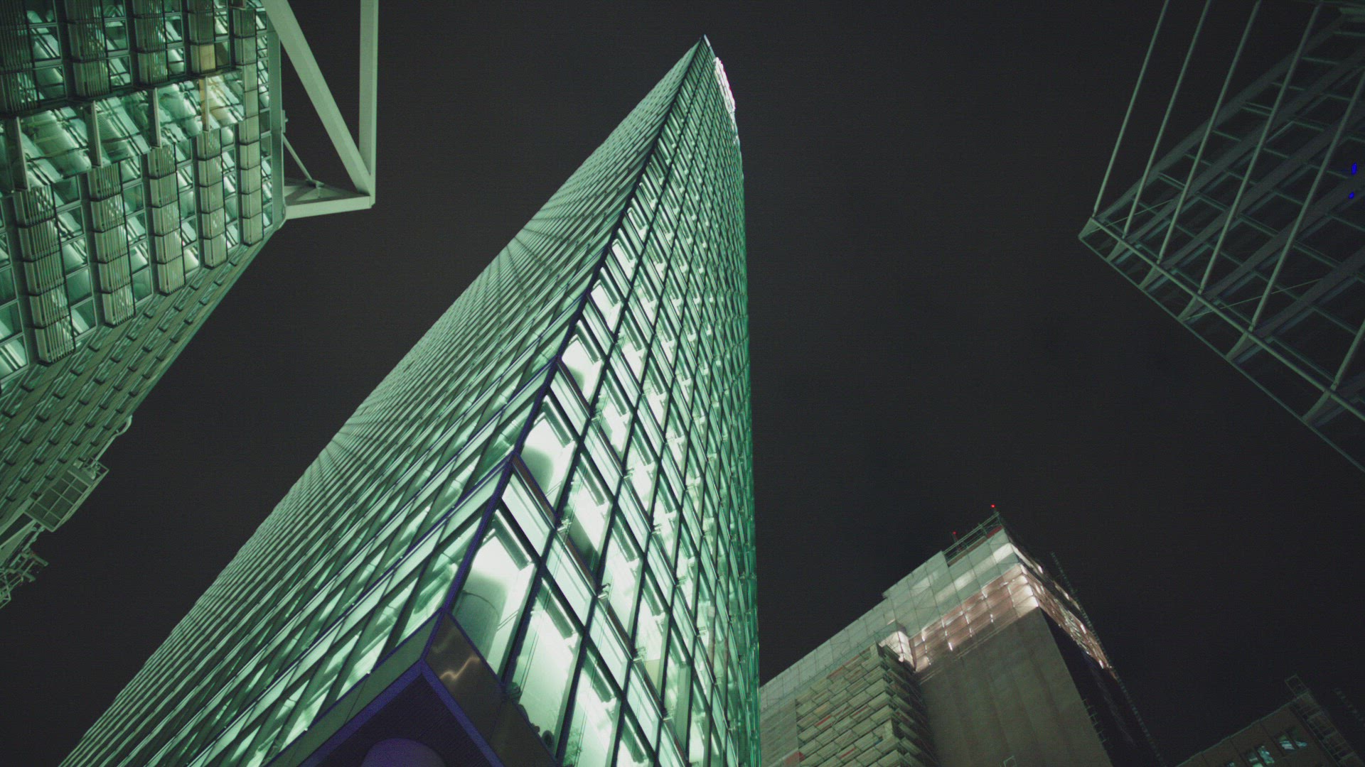 905087527 / German Railway Company Tower / Night / Berlin