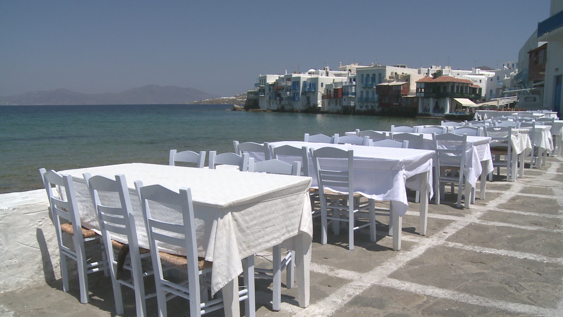 756560408 / Street Restaurant / Mykonos / Greece