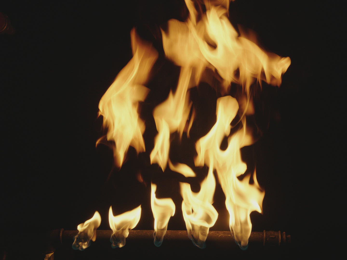 686378478 / Flame / Fire