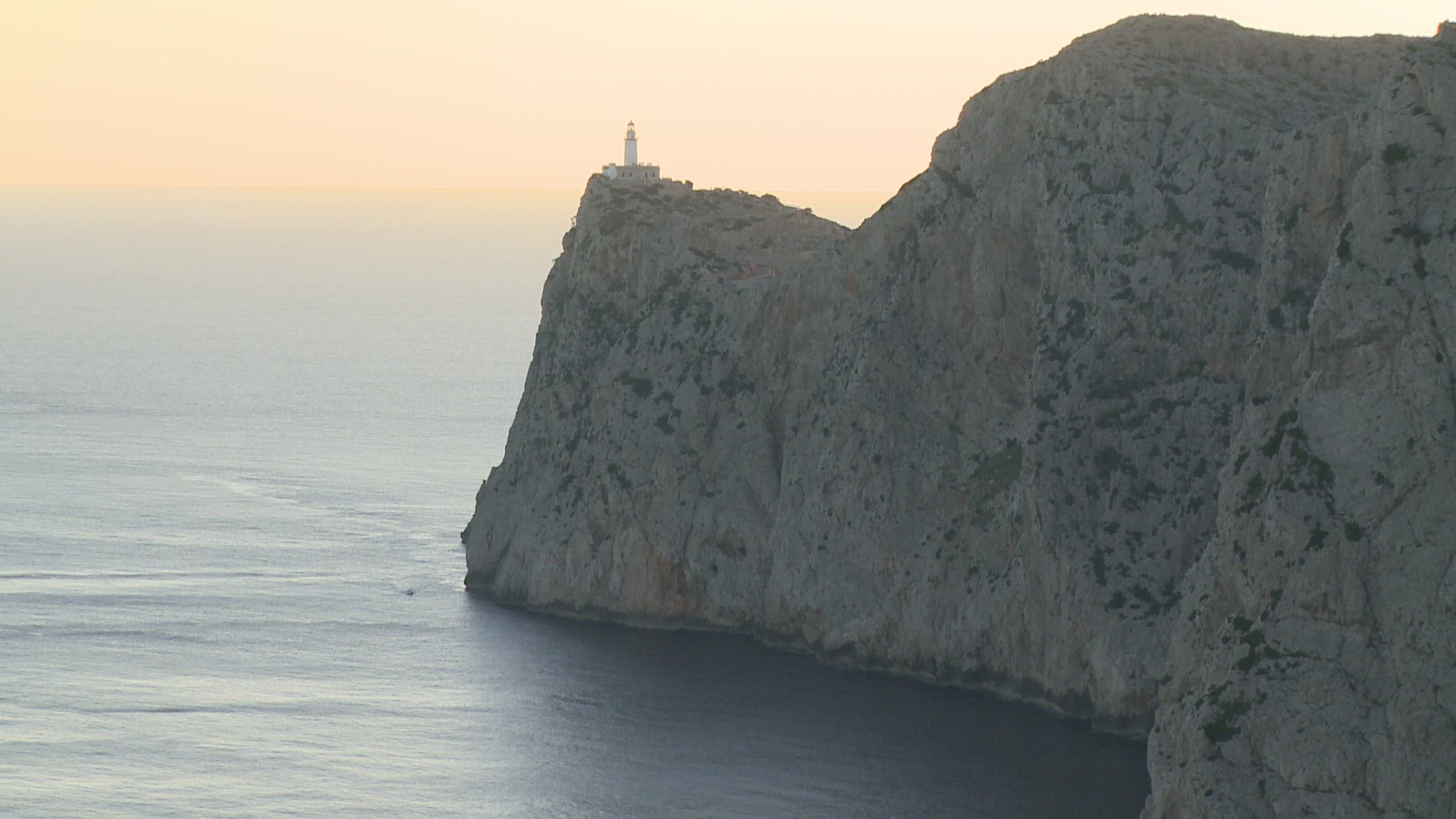 890687838 / Steep Coast / Cap Formentor / Mallorca
