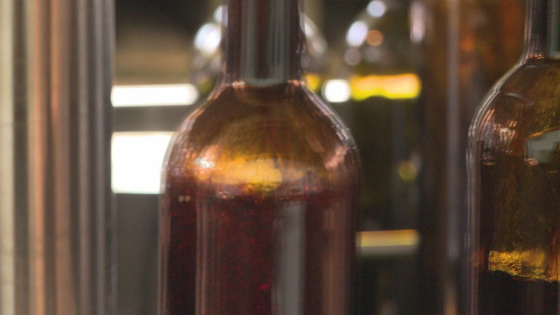 877966418 / Wine / Wine Bottle / Bottling Plant