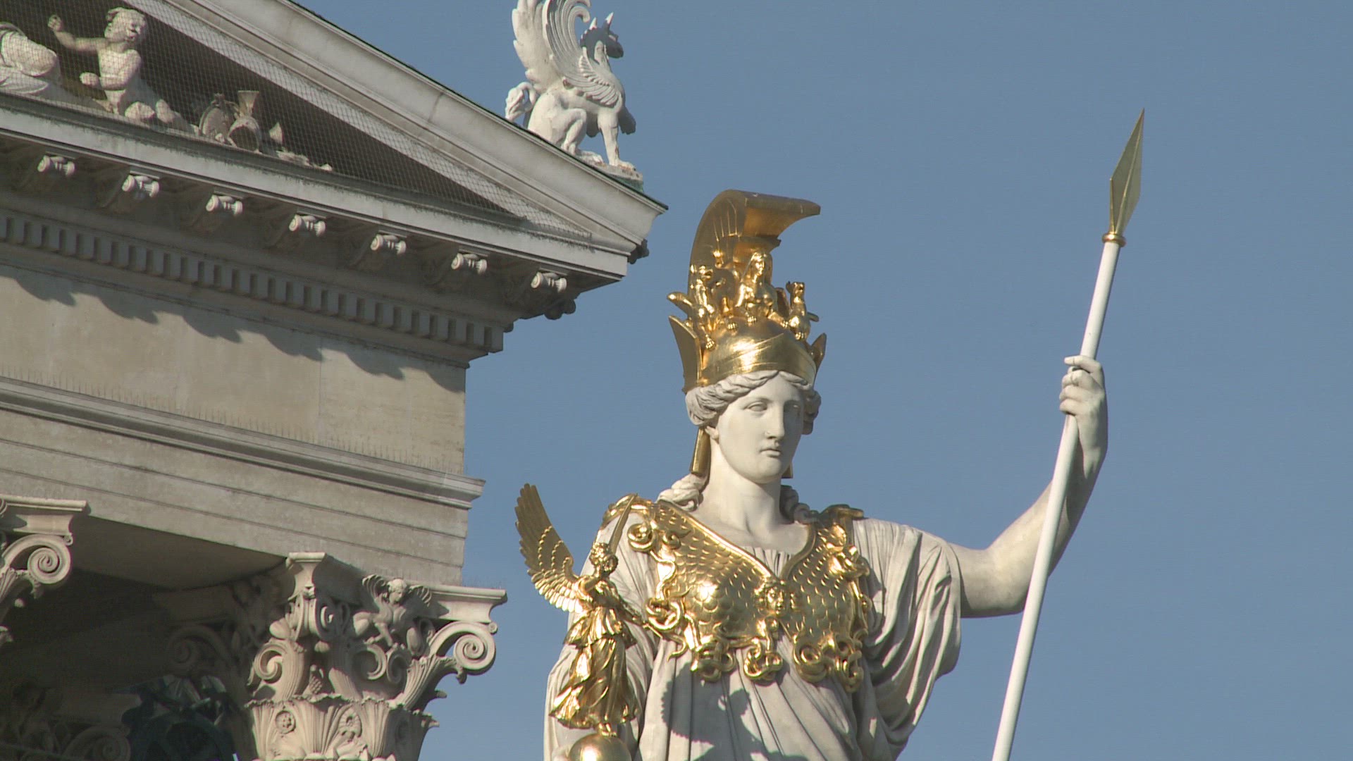 240622051 / Parliament Building / Vienna / Austria