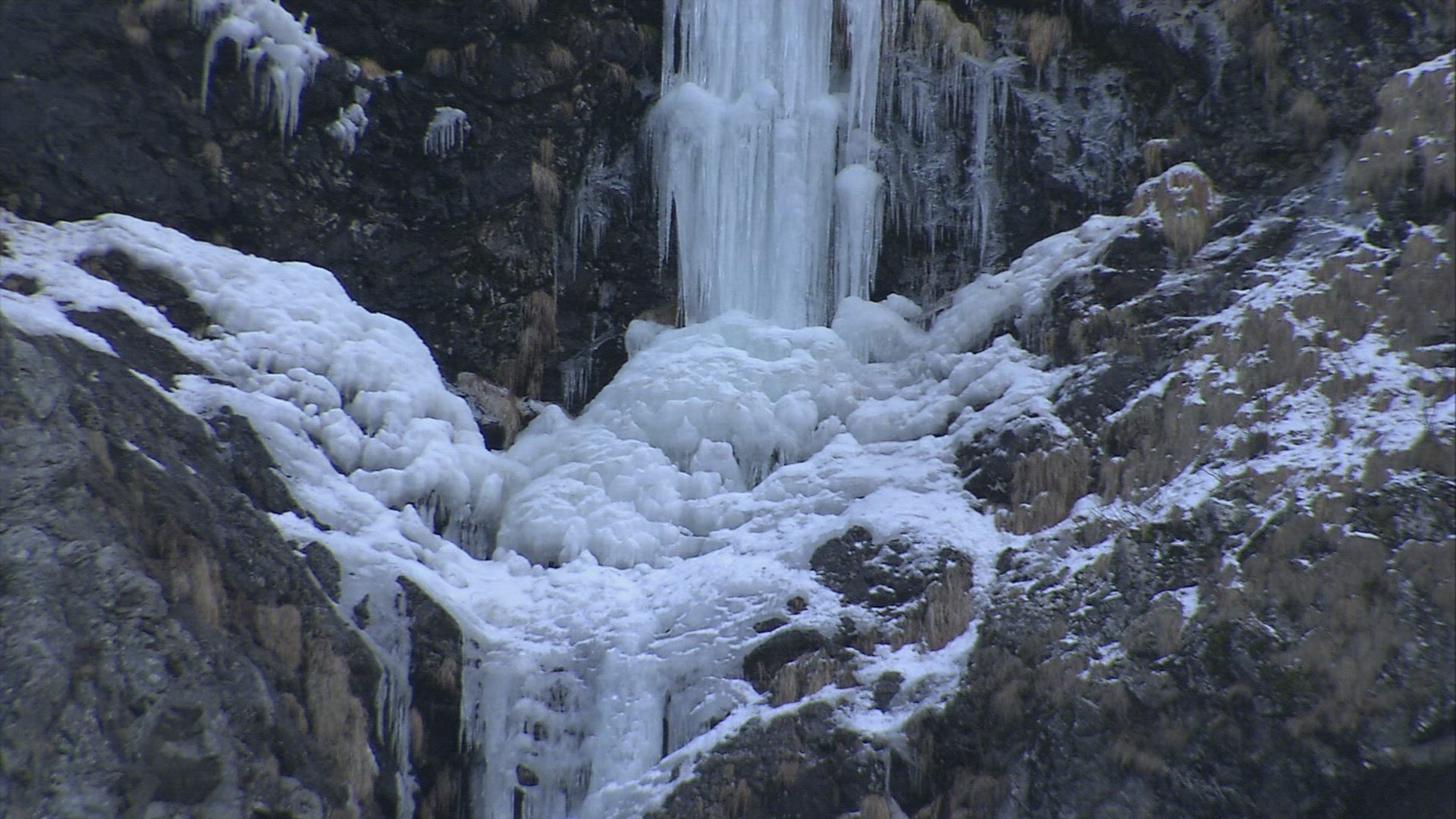 526359358 / Waterfall / Frozen / Austria