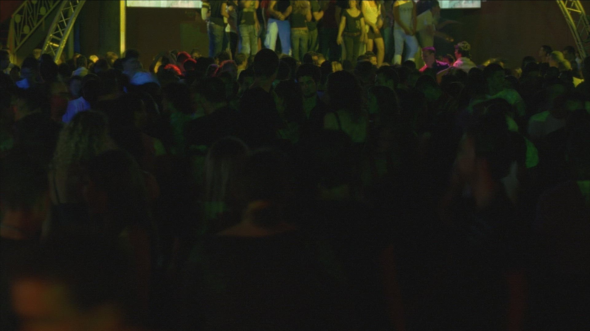 952203996 / Dance / Partying / France