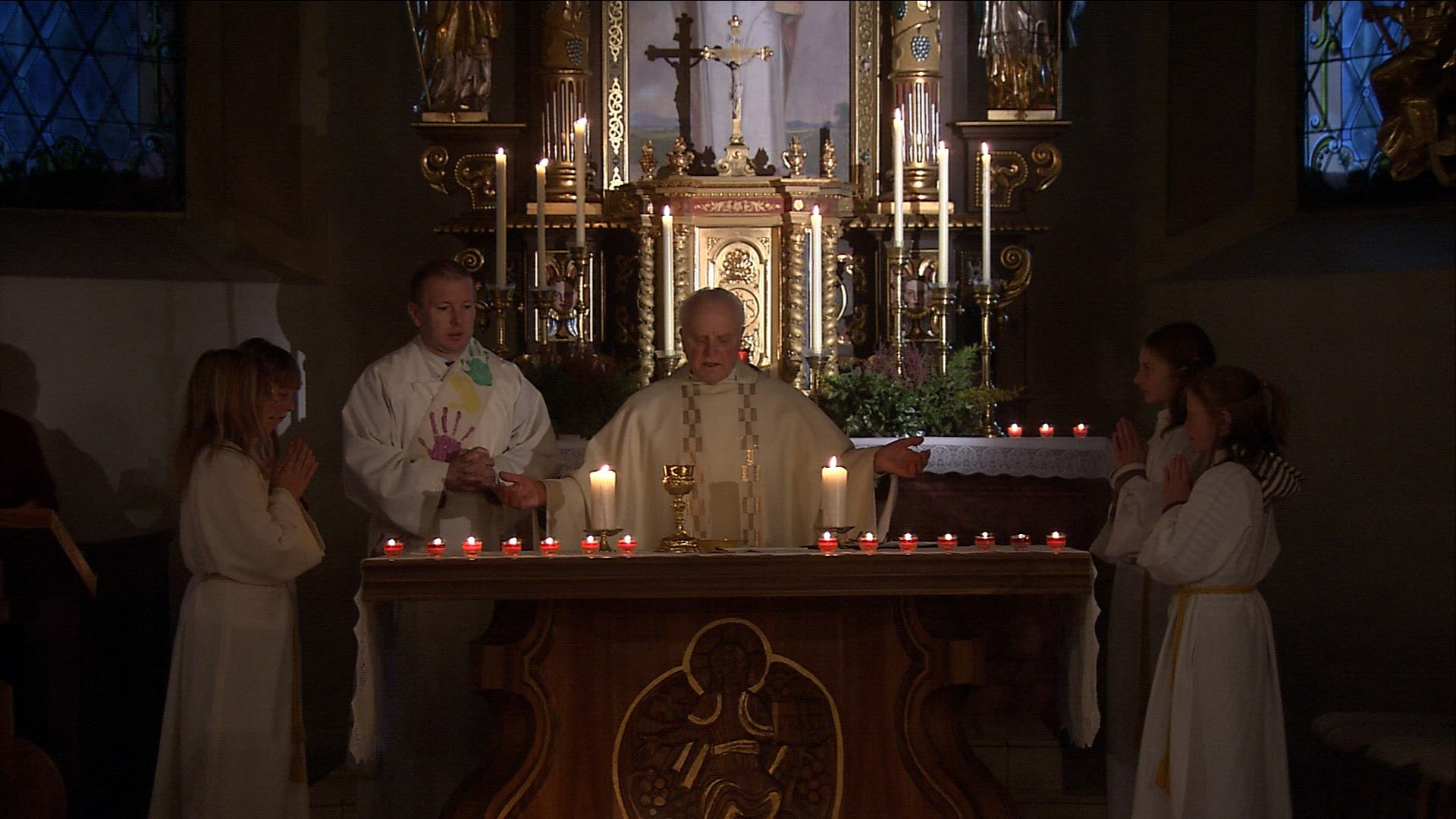 762824087 / Advent / Divine Service / Church / Austria