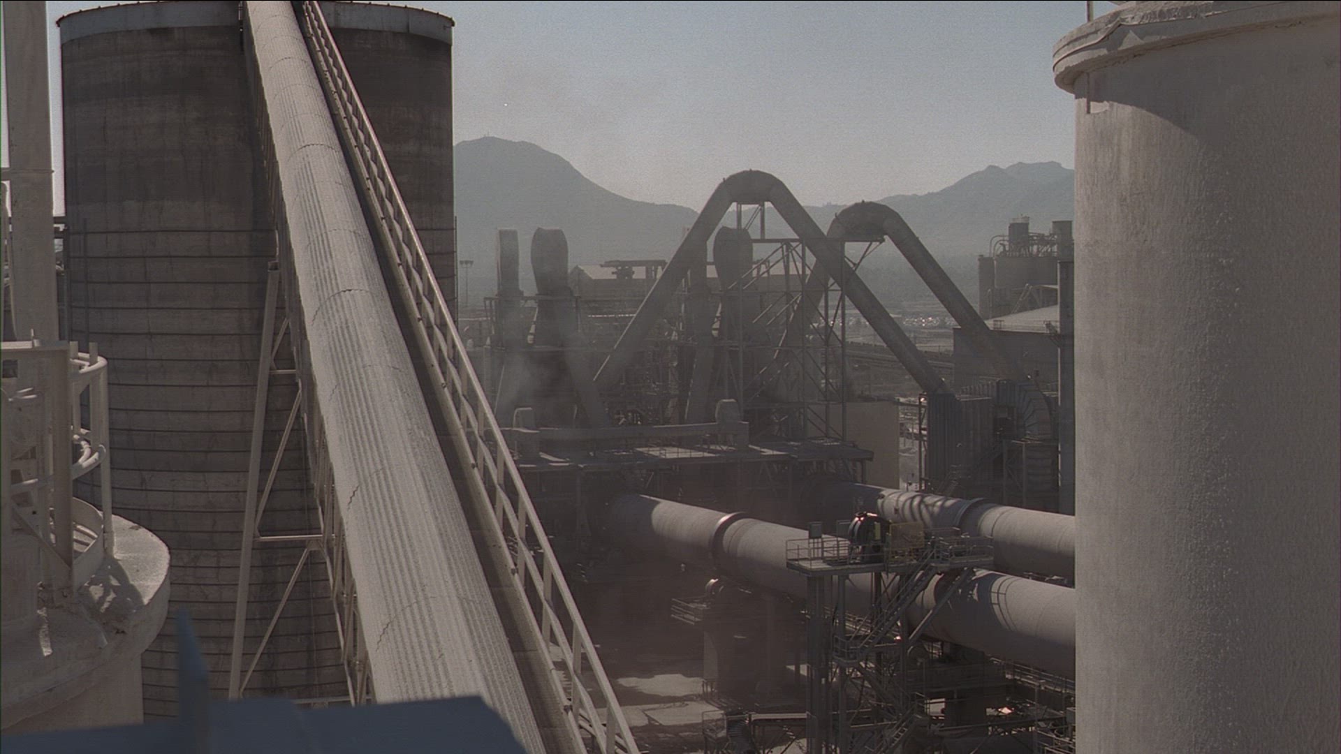 464968812 / Cement Works / Factory / USA