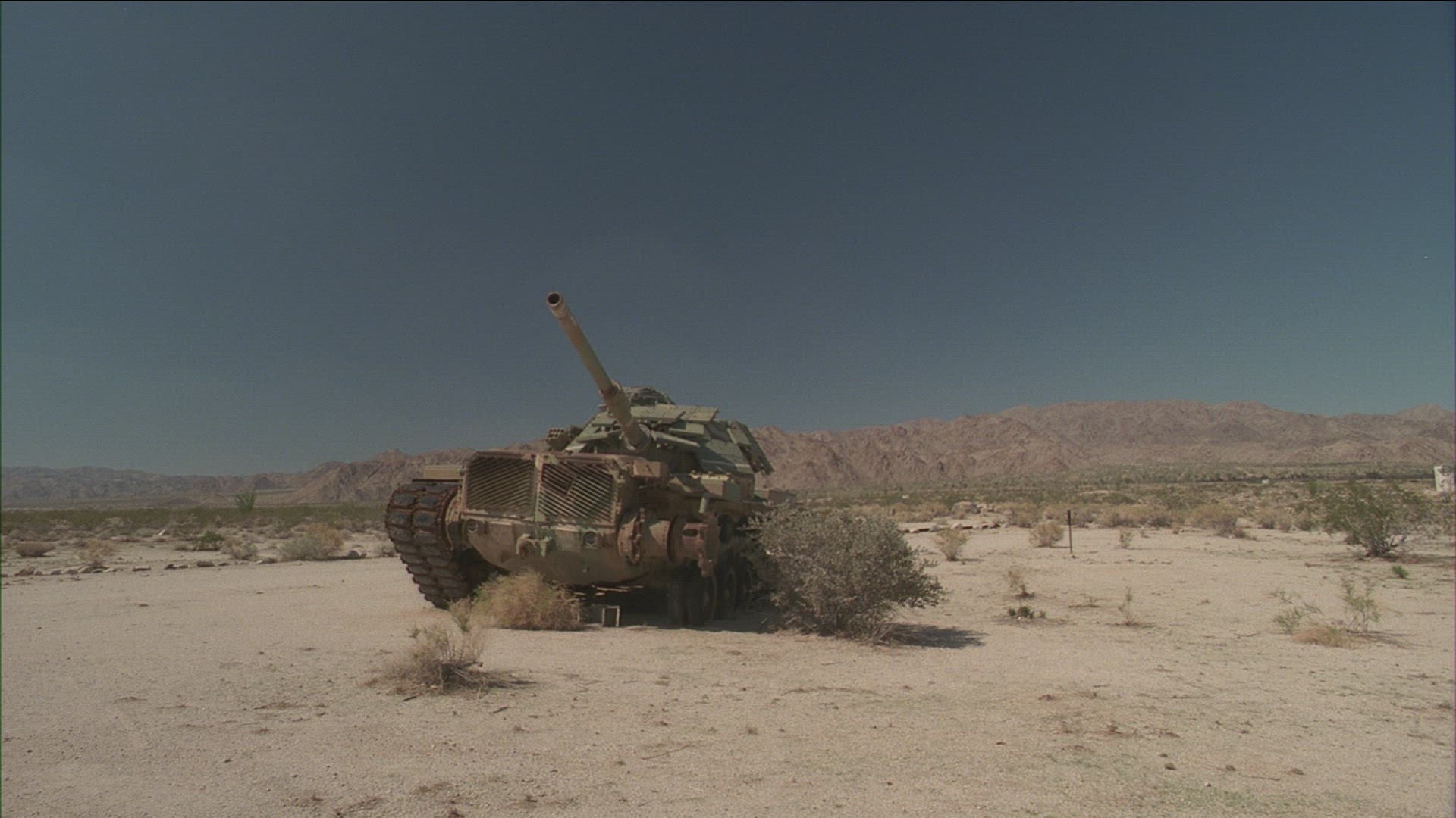402338997 / Scrap Iron / Tank / Arizona / USA
