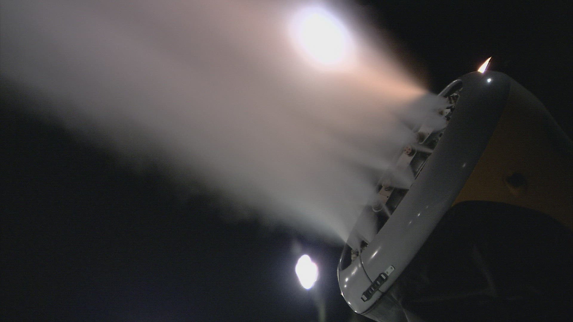 882595499 / Snow Cannon / Night / Austria