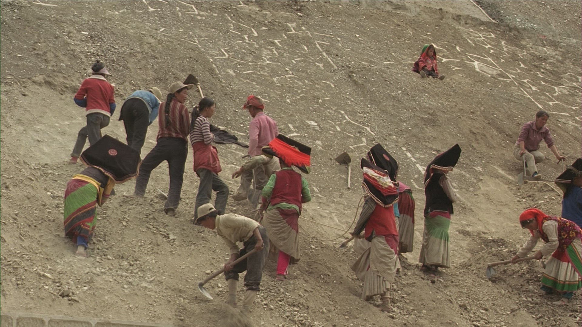 853738154 / Yi / Ethnic Group / Road Construction / China