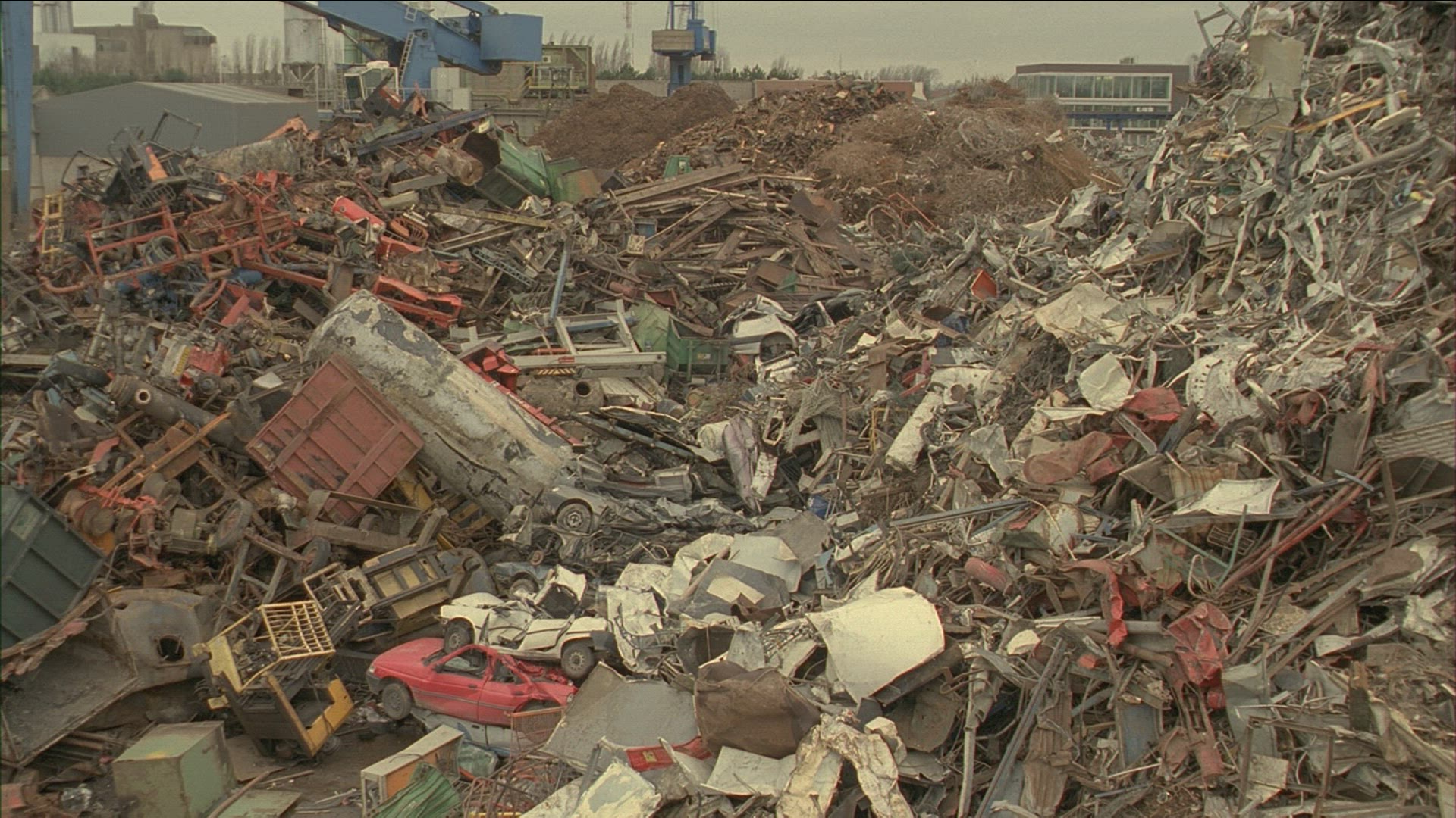 756846294 / Scrap Iron / Junk Yard / France