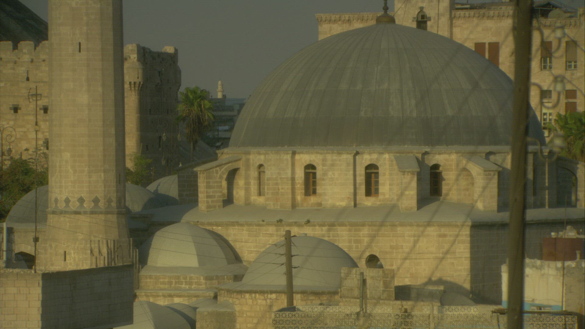 984916472 / Building / City / Aleppo / Syria