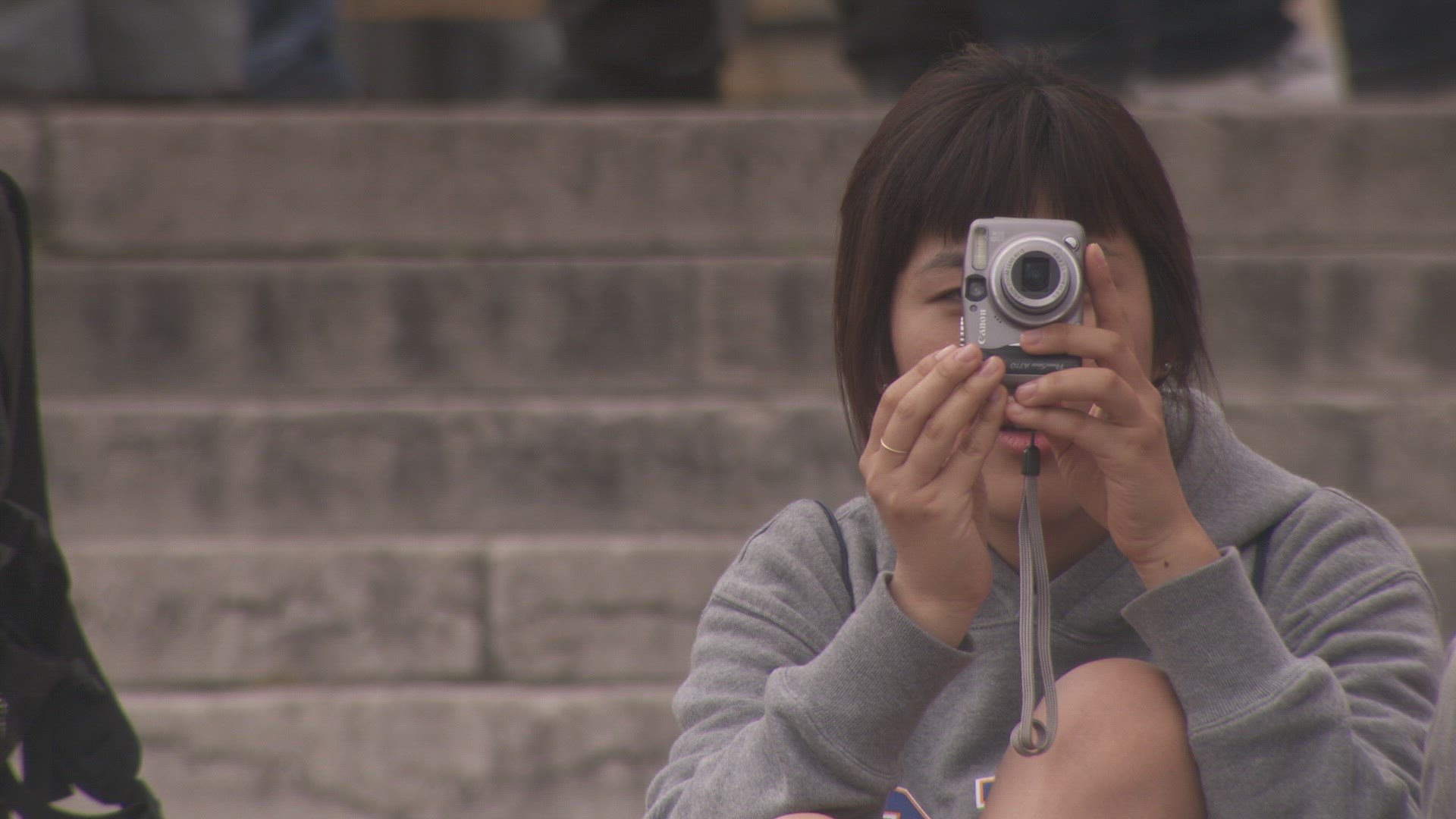 383481170 / Tourist / Photographing / Paris