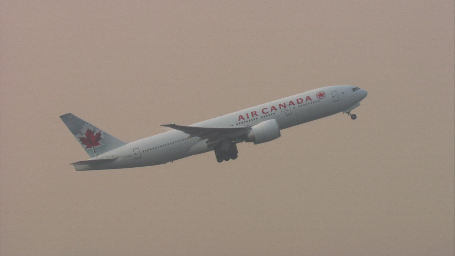 846063974 / Airliner / Starting / Hong Kong / China