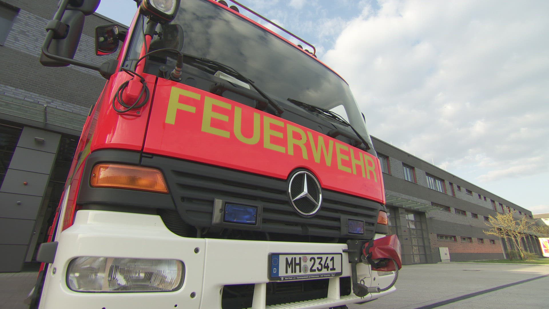 220413428 / Fire Brigade / Fire Engine / Germany