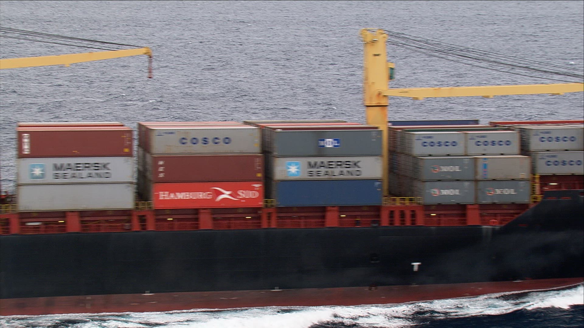 452866970 / Container Ship / Freight Transport / South Pacific