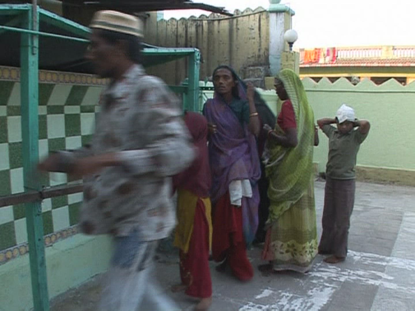 443952610 / Siddi / Ethnic Group / Village / India