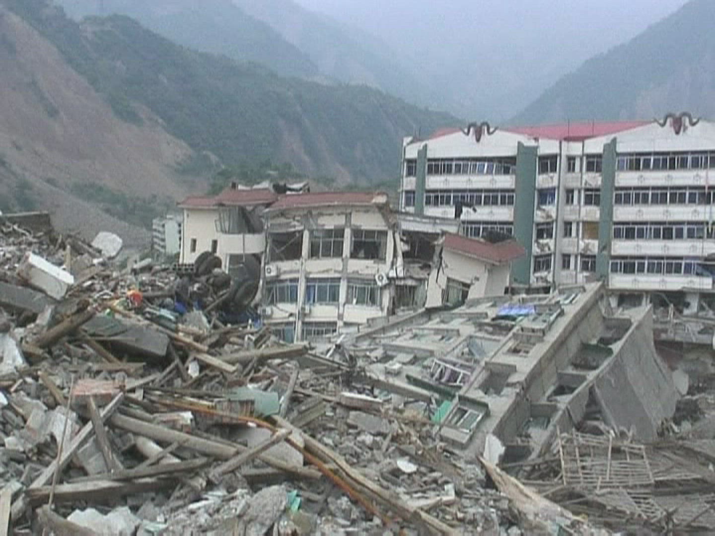 604549496 / Aftermath / Earthquake / Mianyang / China